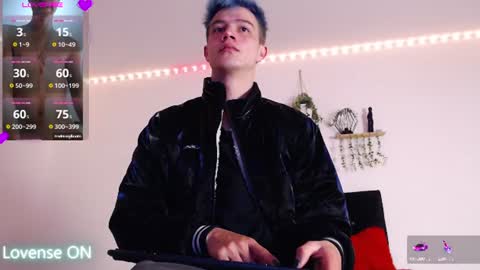 Nick  online show from June 11, 5:44 pm