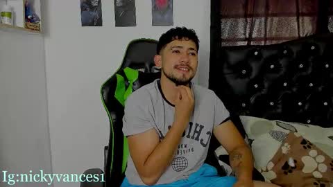 nicky online show from February 27, 3:22 pm