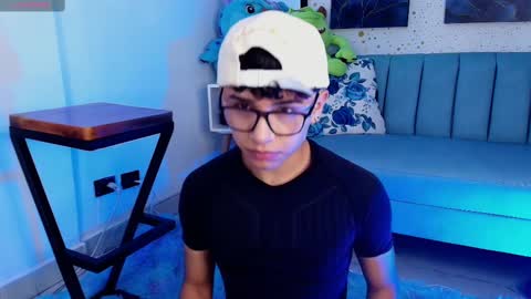 nico online show from March 8, 1:34 pm