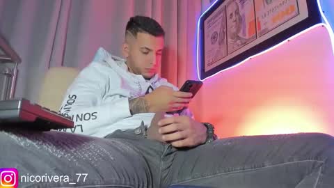 Nicolas online show from March 21, 8:19 am