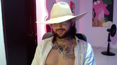 Snapshot of nicolas_torres99 chatting on December 13, 4:43 am nicolas online show from December 13, 4:43 am