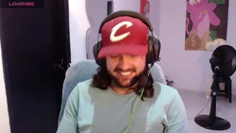 Snapshot of nicolas_torres99 chatting on January 21, 3:06 am nicolas online show from January 21, 3:06 am