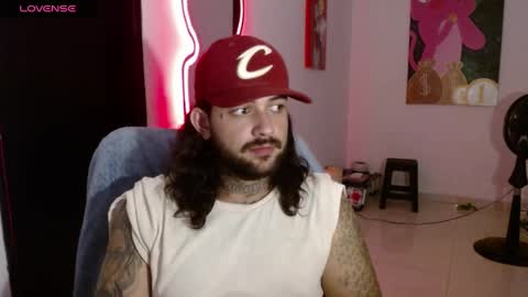 Snapshot of nicolas_torres99 chatting on January 24, 2:18 am nicolas online show from January 24, 2:18 am