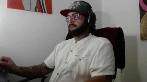 Snapshot of nicolas_torres99 chatting on February 15, 3:42 am nicolas online show from February 15, 3:42 am