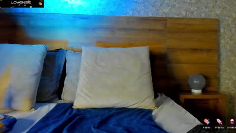 Nicolas online show from February 7, 1:43 pm