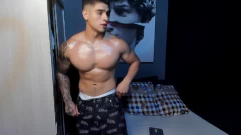 Andres online show from April 12, 7:59 pm