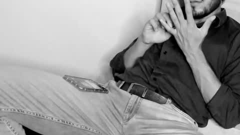 nicolasrodrii online show from February 22, 11:21 pm