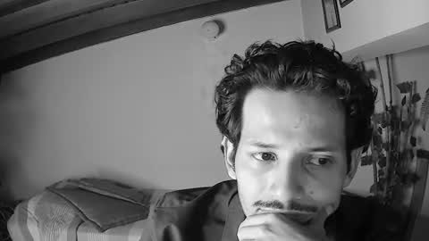 nicolasrodrii online show from June 18, 10:48 pm