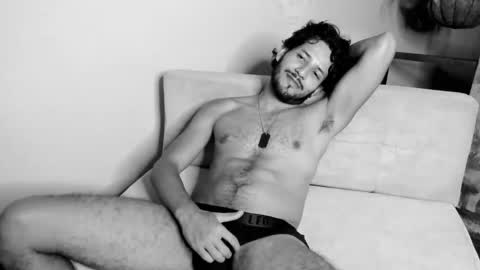 nicolasrodrii online show from February 15, 1:54 am