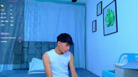 nicolastorres__ online show from July 22, 4:04 am