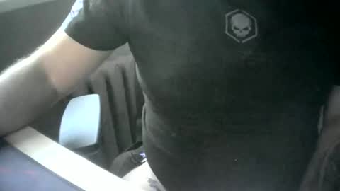 Snapshot of niewidoczny26 chatting on October 12, 10:31 am Niewidoczny online show from October 12, 10:31 am