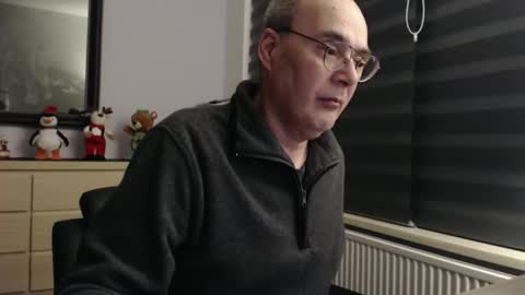 nightkeeper63 online show from November 28, 12:47 am