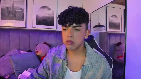 Snapshot of niick_twink chatting on October 18, 10:04 pm niick_twink online show from October 18, 10:04 pm