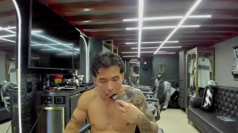 Niick online show from March 13, 2:19 am