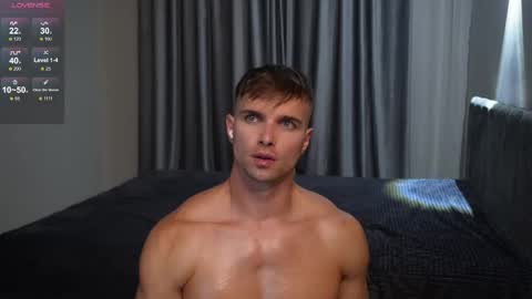 Snapshot of nik_sharp chatting on September 24, 6:06 pm Nik online show from September 24, 6:06 pm
