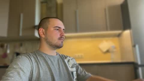 Snapshot of nikbusiness chatting on September 8, 3:11 pm Nick online show from September 8, 3:11 pm