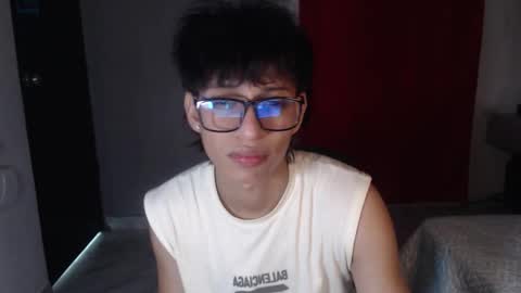 Snapshot of niklaus_wolf chatting on September 29, 3:38 am niklaus_wolf online show from September 29, 3:38 am