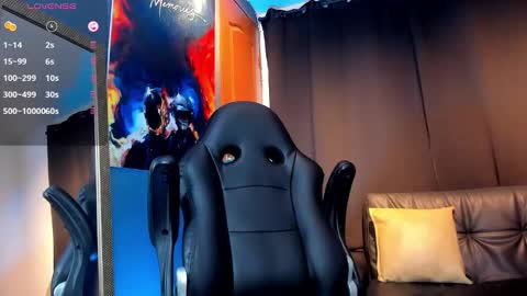 Snapshot of nikolahank1 chatting on December 30, 2:31 am Nikola Hank online show from December 30, 2:31 am