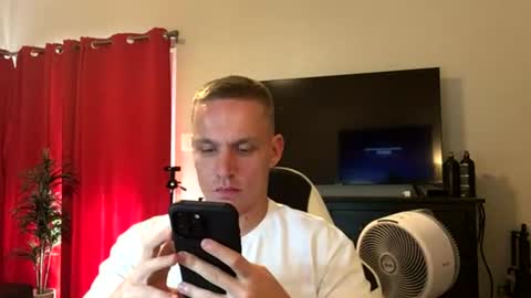 nikolai_russian_daddy online show from August 1, 10:31 pm
