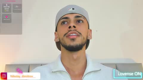    online show from April 21, 8:15 pm