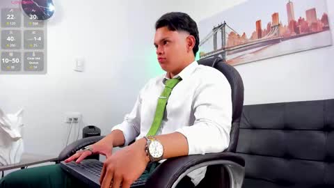 Snapshot of nino_bonnucci chatting on October 14, 7:21 pm nino_bonnucci online show from October 14, 7:21 pm
