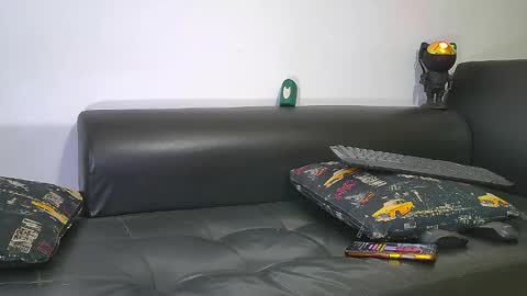 Snapshot of nixon347932 chatting on February 20, 4:18 am Nicolas Muscle online show from February 20, 4:18 am