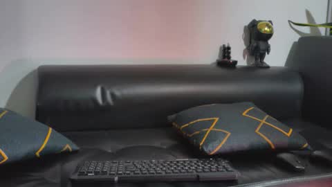 Snapshot of nixon347932 chatting on September 23, 6:57 am Nicolas Muscle online show from September 23, 6:57 am
