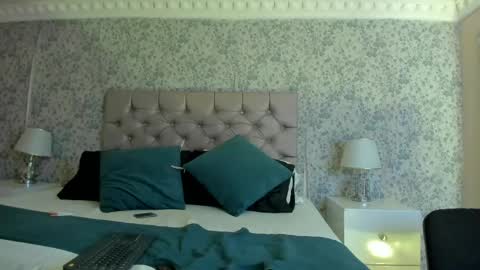 Noah online show from April 22, 4:19 am