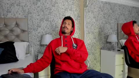 Noah online show from April 23, 4:28 am