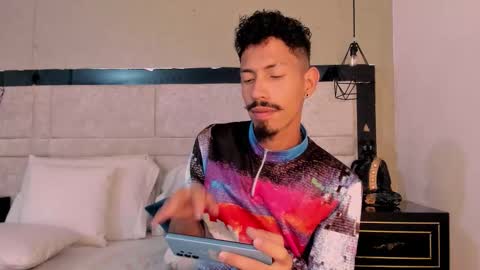 Noah online show from March 16, 12:17 am