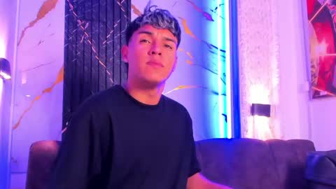 noah online show from April 28, 12:43 pm