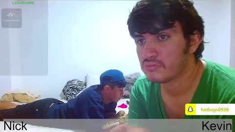 Snapshot of noah_meyer_ chatting on September 15, 8:43 pm noah_meyer_ online show from September 15, 8:43 pm