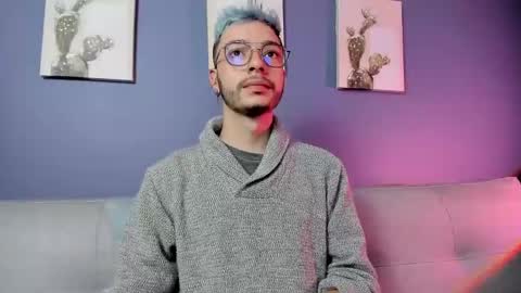    online show from March 3, 12:10 pm