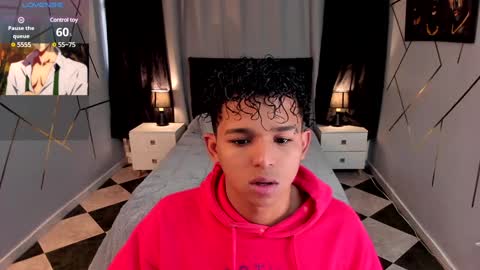 Snapshot of noah_smith04 chatting on January 22, 12:38 pm noah_smith04 online show from January 22, 12:38 pm