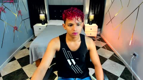 Snapshot of noah_smith04 chatting on December 7, 12:13 pm noah_smith04 online show from December 7, 12:13 pm