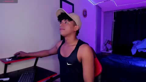 Snapshot of noah_smith04 chatting on September 14, 11:07 pm noah_smith04 online show from September 14, 11:07 pm