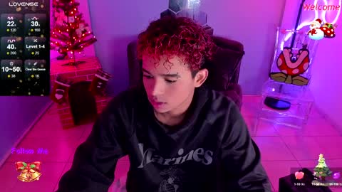 Snapshot of noah_smith04 chatting on December 29, 12:12 pm noah_smith04 online show from December 29, 12:12 pm