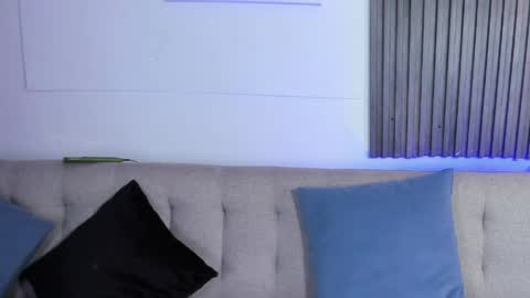 Noah online show from April 27, 1:40 pm