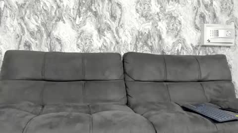 noahdaviss online show from December 2, 11:35 am