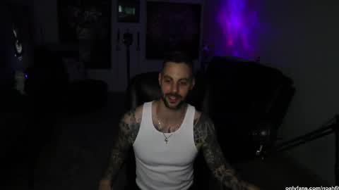Noah Fitt online show from May 5, 2:46 am