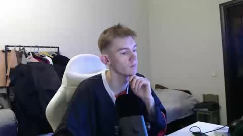 nocaps111 online show from February 25, 4:52 pm