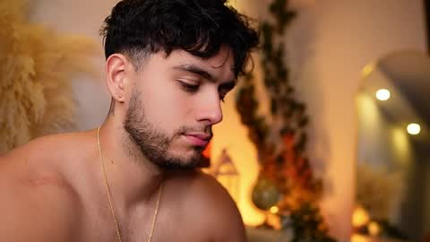 kevin online show from April 4, 12:51 am