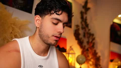 kevin online show from April 24, 10:34 pm