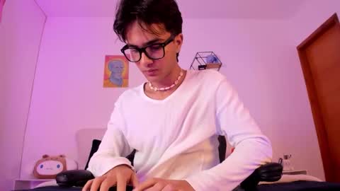 Snapshot of noha_natan chatting on September 23, 2:33 am noha_natan online show from September 23, 2:33 am