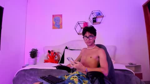 Snapshot of noha_natan chatting on October 7, 11:47 am noha_natan online show from October 7, 11:47 am