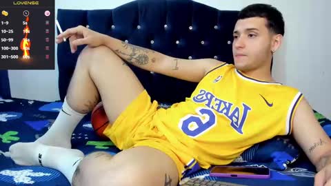 Snapshot of noha_white chatting on February 20, 6:57 pm Noha online show from February 20, 6:57 pm