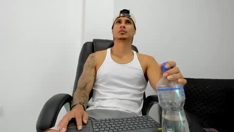 nohanhunter online show from April 26, 2:14 pm