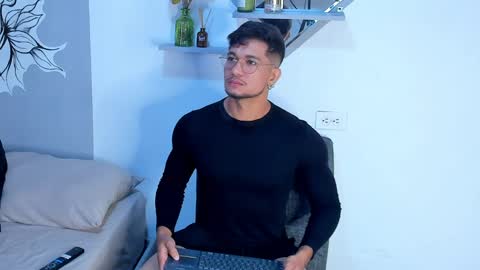 Im Nolan  online show from June 7, 1:01 am