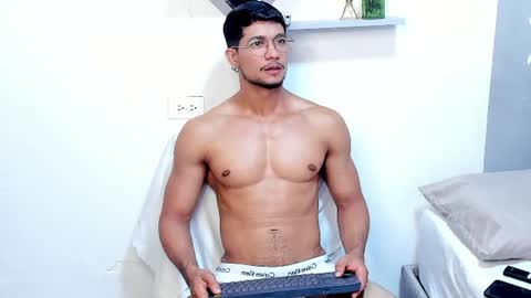Im Nolan  online show from July 29, 3:16 am