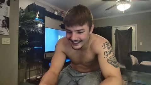 Snapshot of notoribliss chatting on October 17, 2:48 am Riley online show from October 17, 2:48 am